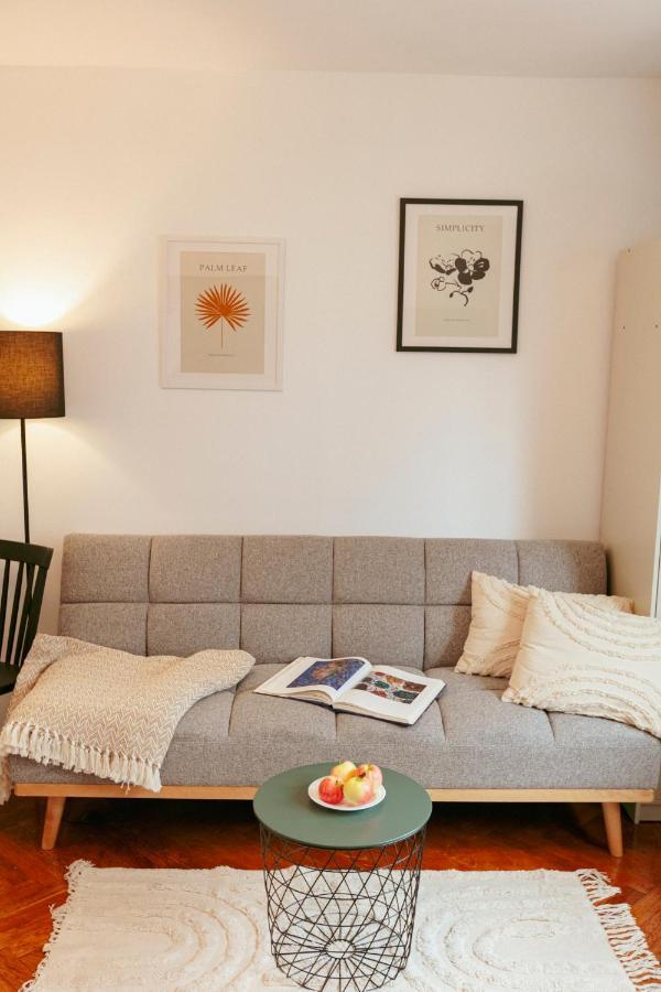 Chmielna - 250M Od Zlotych Tarasow, 350M Od Dworca Centralnego - Wifi - Smart Tv 55 Cali - Better Rental Warszawa Exteriör bild